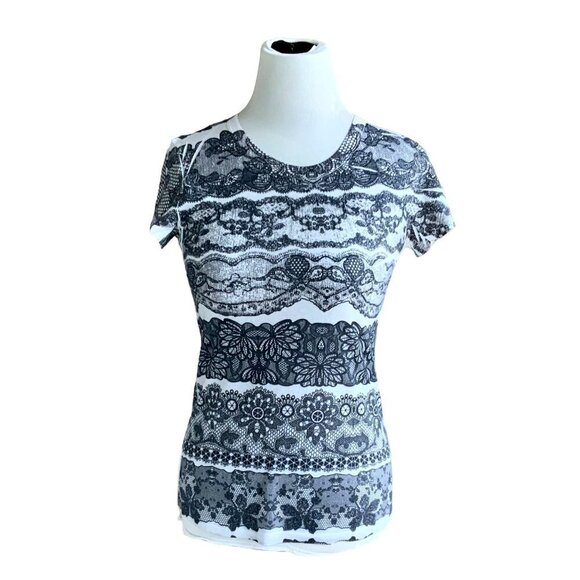 RUE 21 LADIES ABSTRACT PATTERN CREW NECK SS WHITE BLACK TSHIRT TEE TOP SIZE M - Picture 3 of 5